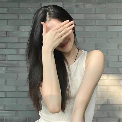 她嫁了个警察